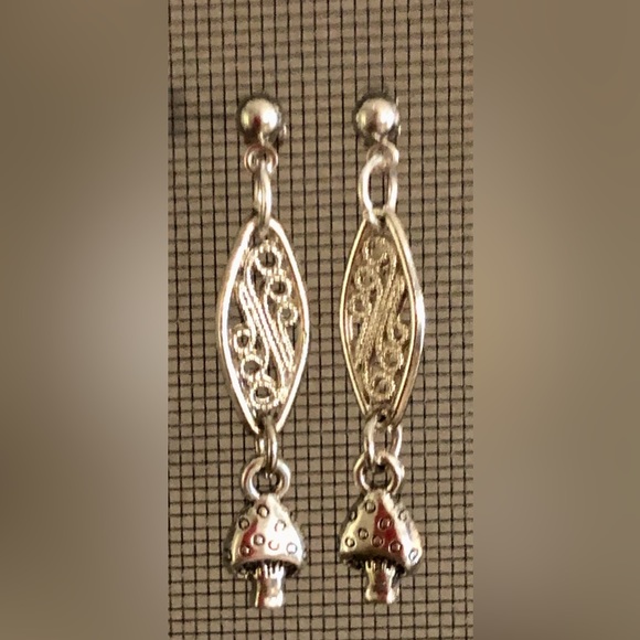 Mushrooms & silver filigree Pierced post’s Handcrafted multiple pairs available - Picture 6 of 6
